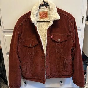 Levi’s corduroy Sherpa lined jacket - size medium
